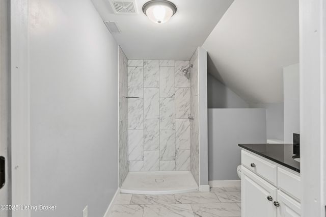 829 Old State Rd, Brandenburg, KY 40108