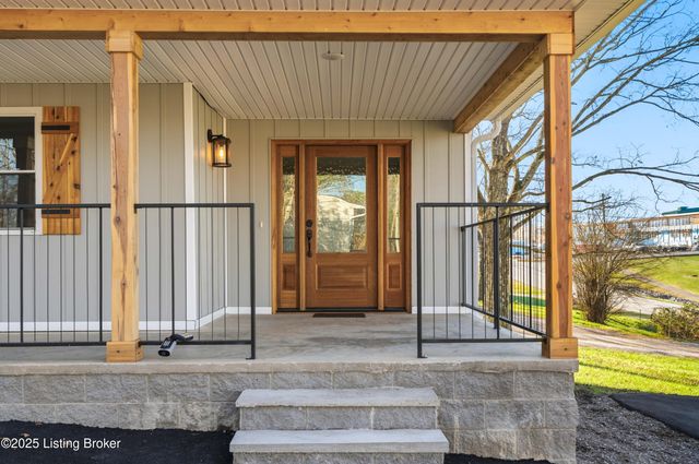 829 Old State Rd, Brandenburg, KY 40108