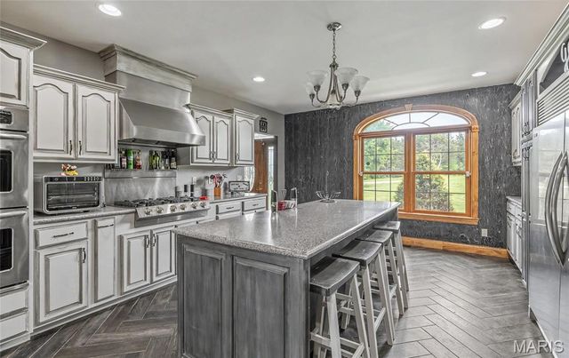 446 Cedar Breeze Drive, Sullivan, MO 63080