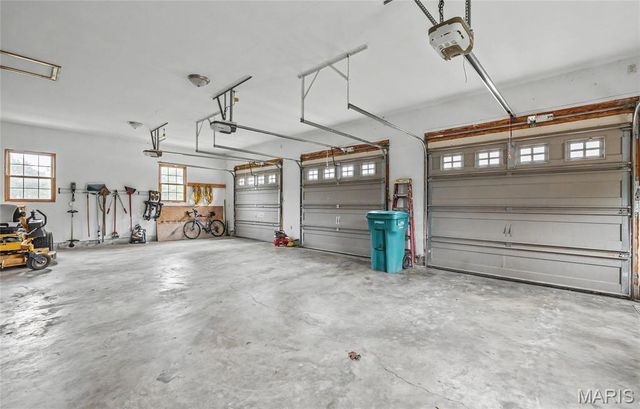 446 Cedar Breeze Drive, Sullivan, MO 63080