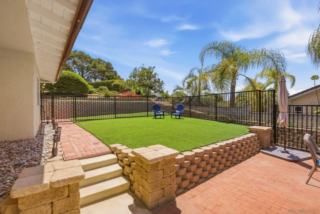 28221 Stonington Way, Escondido, CA 92026