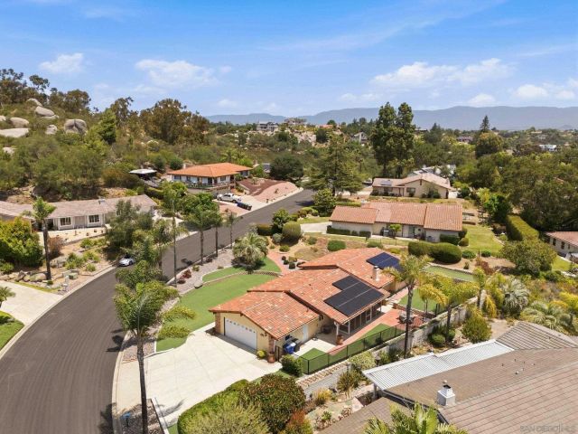 28221 Stonington Way, Escondido, CA 92026