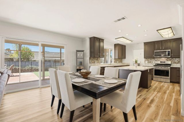 28221 Stonington Way, Escondido, CA 92026