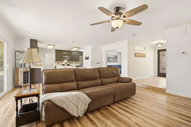 28221 Stonington Way, Escondido, CA 92026