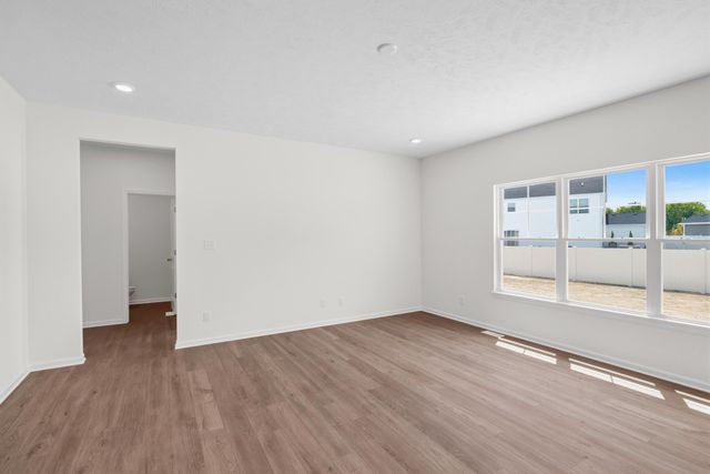 463 E 130th Avenue, Crown Point, IN 46307