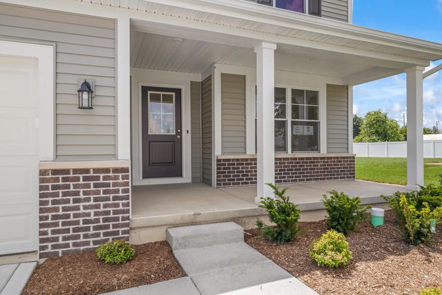 463 E 130th Avenue, Crown Point, IN 46307
