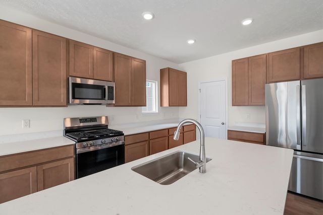463 E 130th Avenue, Crown Point, IN 46307