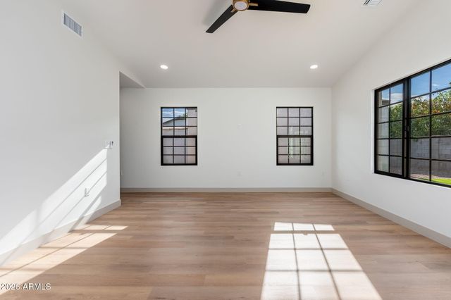 5144 N 6TH Street, Phoenix, AZ 85012