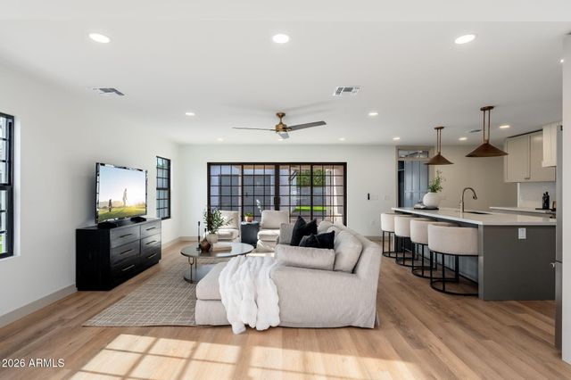 5144 N 6TH Street, Phoenix, AZ 85012