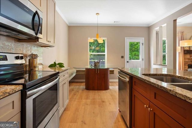 228 Bethany Manor Court, Ball Ground, GA 30107
