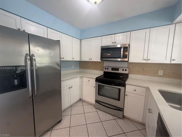257 CAPE CORAL PKY E B, Cape Coral, FL 33904