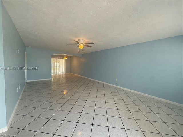 257 CAPE CORAL PKY E B, Cape Coral, FL 33904