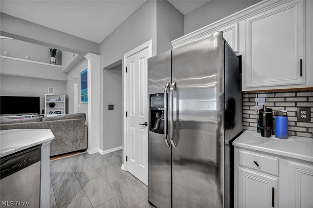 2564 Woodruff Court, Westlake, OH 44145