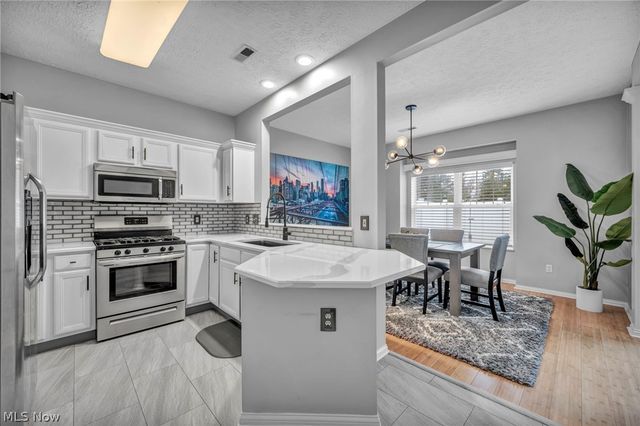 2564 Woodruff Court, Westlake, OH 44145