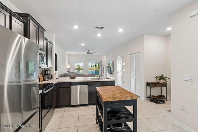 962 OBSERVATORY Parkway, Jacksonville, FL 32218