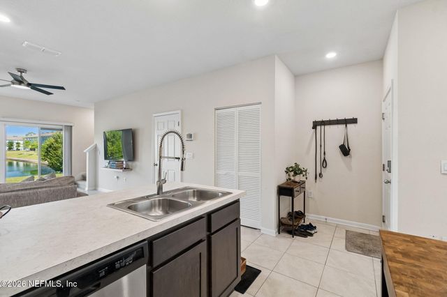 962 OBSERVATORY Parkway, Jacksonville, FL 32218