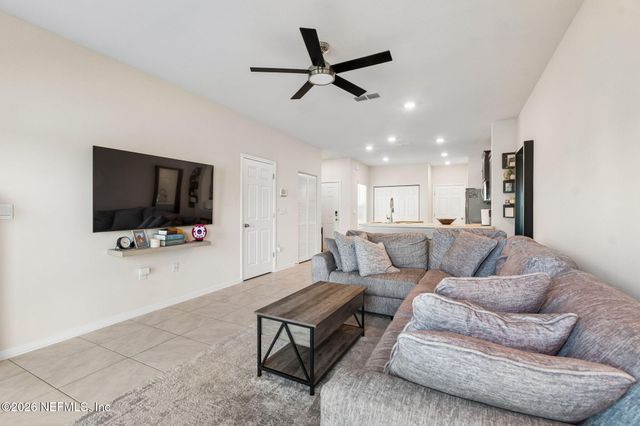 962 OBSERVATORY Parkway, Jacksonville, FL 32218