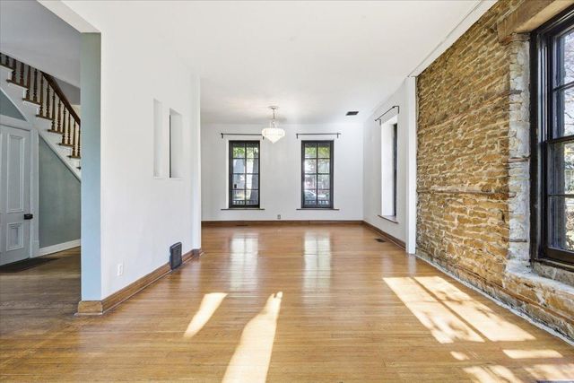 480 Iglehart Avenue, Saint Paul, MN 55103