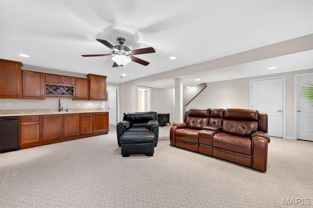 5 Remington Place, Troy, MO 63379