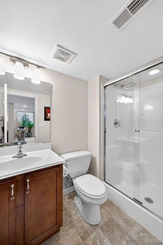 5 Remington Place, Troy, MO 63379