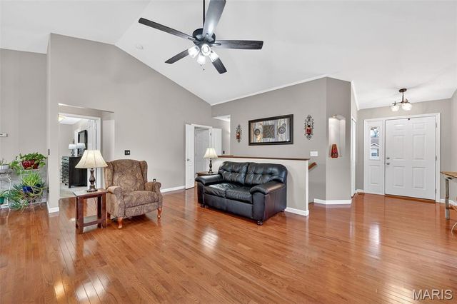 5 Remington Place, Troy, MO 63379