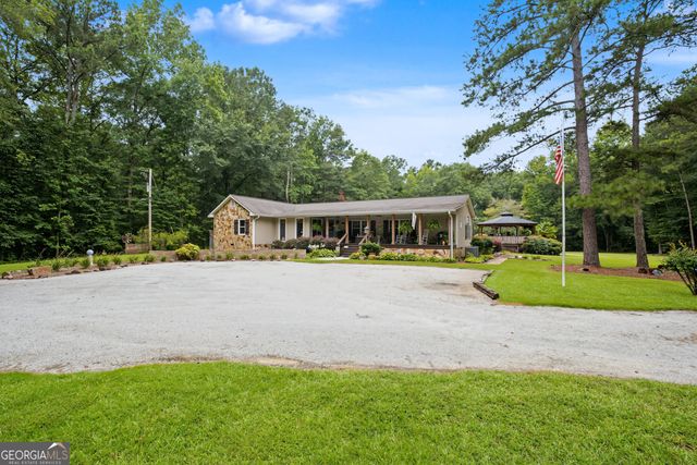 331 Clearwater Road, Sharpsburg, GA 30277