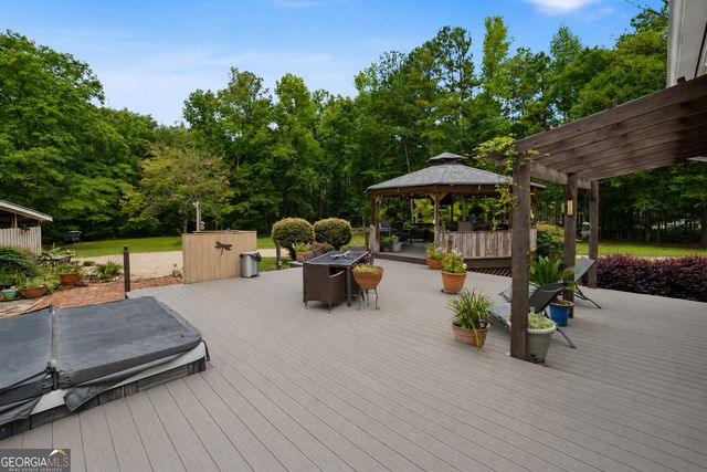 331 Clearwater Road, Sharpsburg, GA 30277