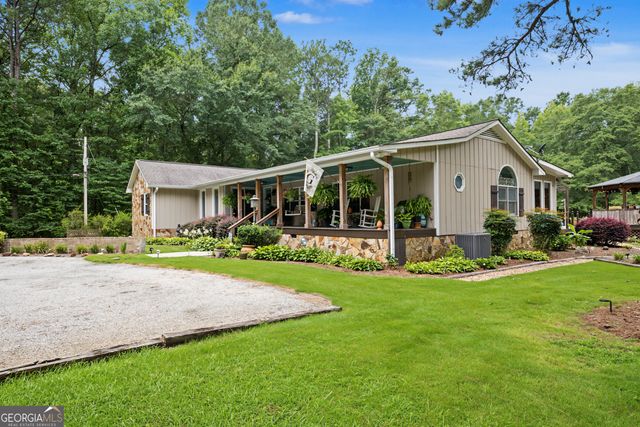 331 Clearwater Road, Sharpsburg, GA 30277