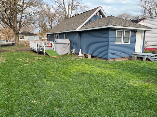 1221 Pearl Street, Benton Harbor, MI 49022