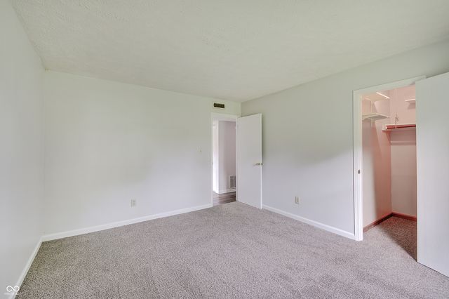 1073 Laura Drive, Greenwood, IN 46143