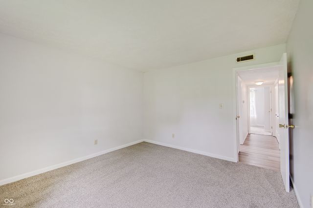 1073 Laura Drive, Greenwood, IN 46143