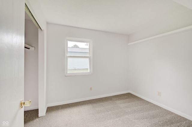 1073 Laura Drive, Greenwood, IN 46143