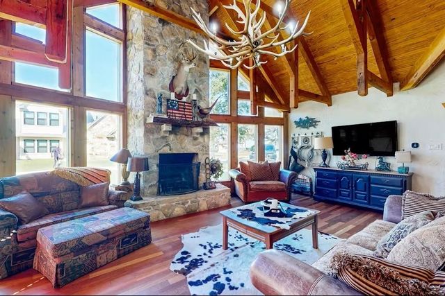 120 Live Oak Drive, Whitney, TX 76692