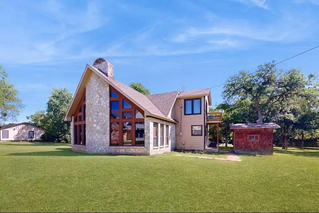 120 Live Oak Drive, Whitney, TX 76692