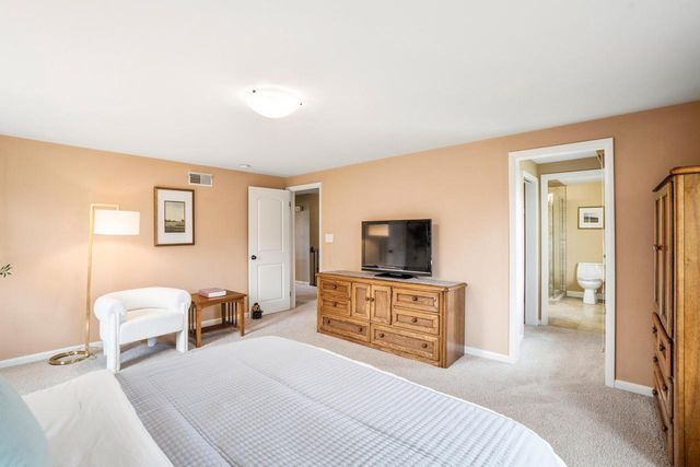 340 Indian Creek COURT, Fox Point, WI 53217