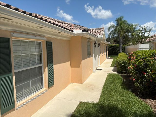 5796 IVREA DRIVE, Sarasota, FL 34238