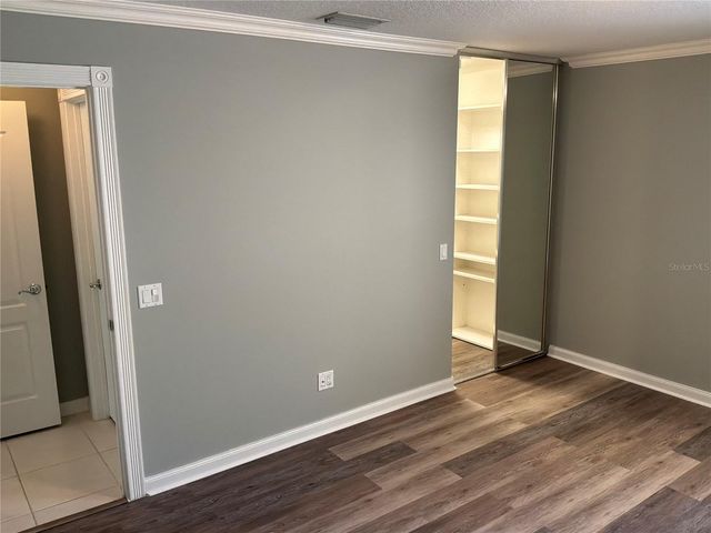 5796 IVREA DRIVE, Sarasota, FL 34238