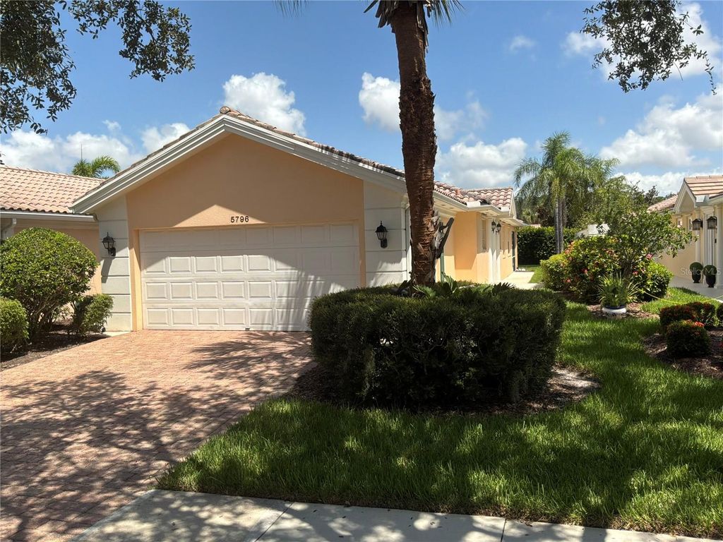 5796 IVREA DRIVE, Sarasota, FL 34238