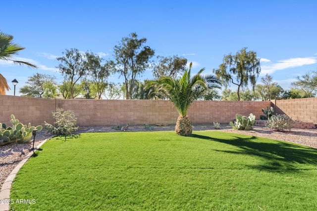 43935 W SAGEBRUSH Trail, Maricopa, AZ 85138