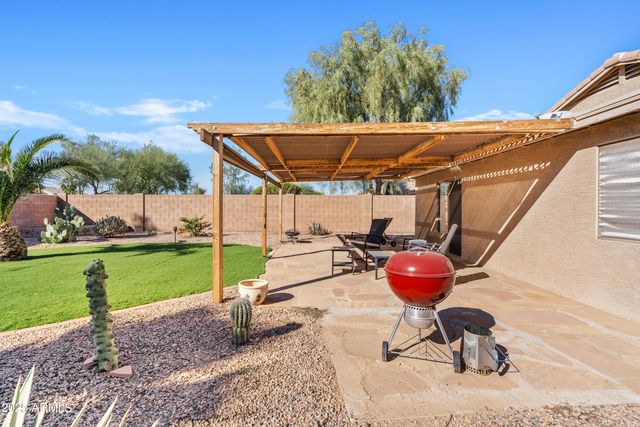 43935 W SAGEBRUSH Trail, Maricopa, AZ 85138