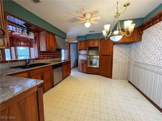 6133 Althea Drive, Painesville Twp, OH 44077