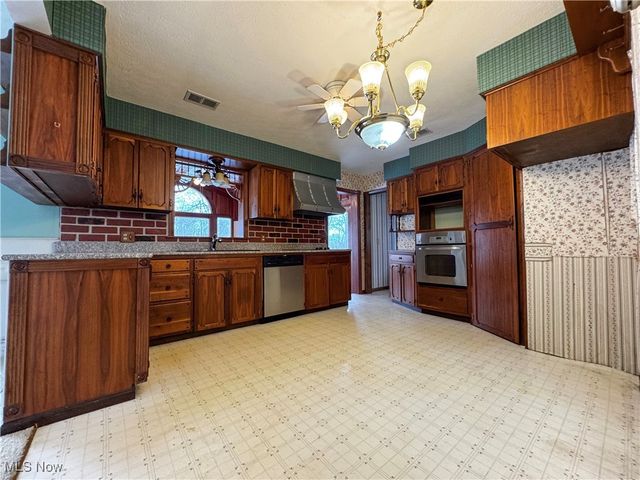 6133 Althea Drive, Painesville Twp, OH 44077