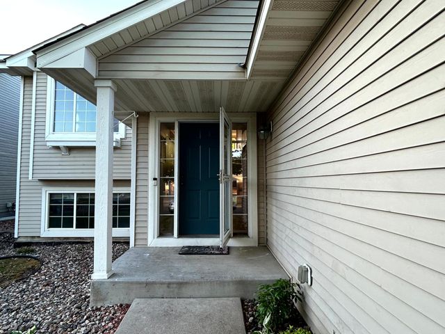 14536 Blackberry Way, Rosemount, MN 55068