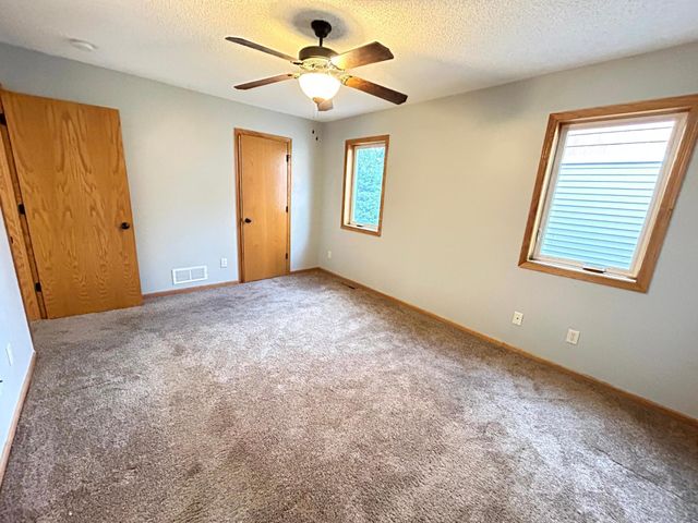 14536 Blackberry Way, Rosemount, MN 55068