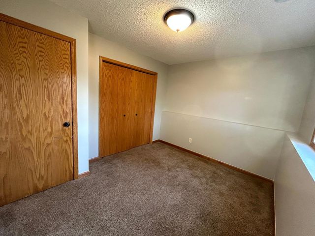 14536 Blackberry Way, Rosemount, MN 55068