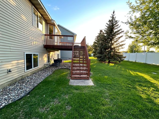 14536 Blackberry Way, Rosemount, MN 55068