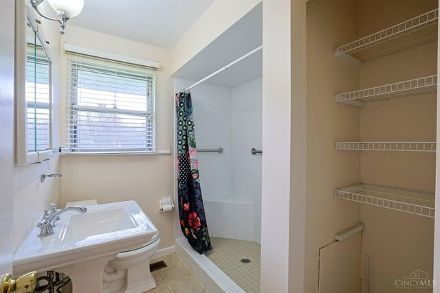 61 Essex Place, Hamilton, OH 45013