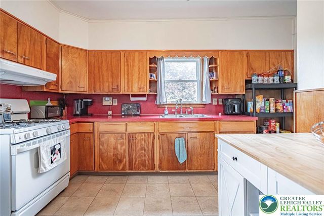 1202 Wiley Street, Fountain Hill Boro, PA 18015
