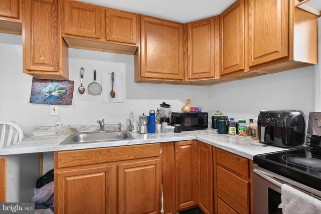 1348 VERNON ST, Harrisburg, PA 17104