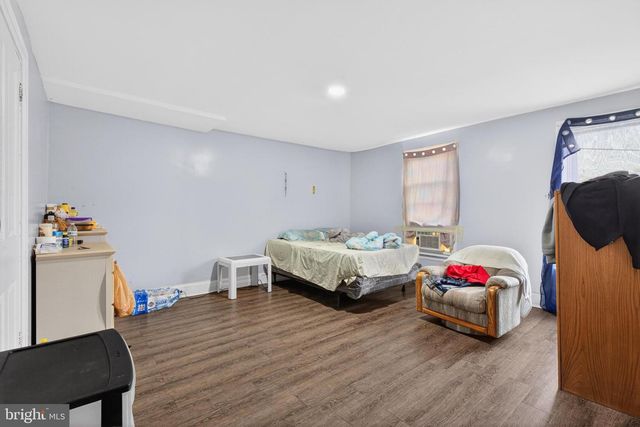 1348 VERNON ST, Harrisburg, PA 17104